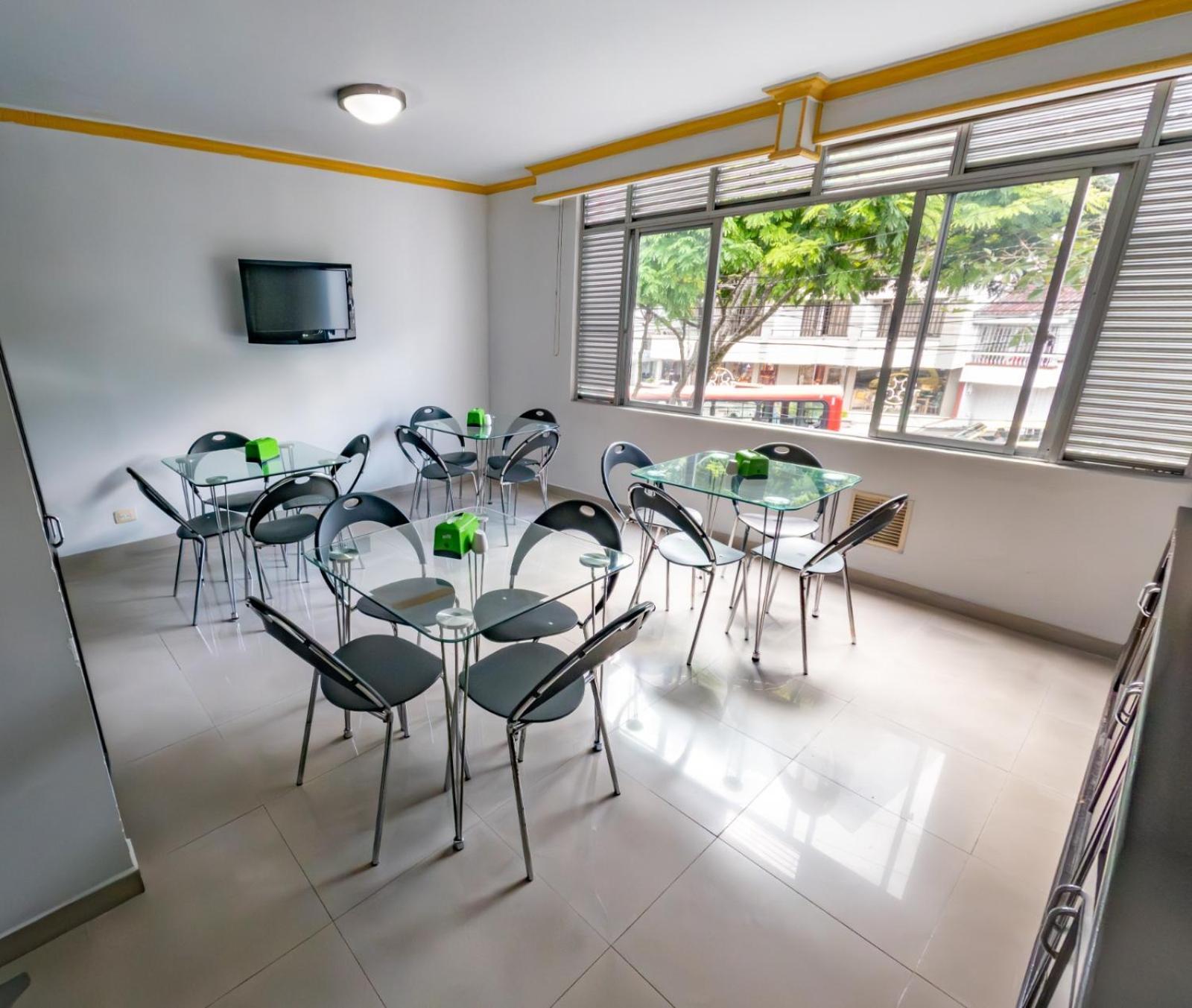 Hotel Aires Del Quindio Armenia ภายนอก รูปภาพ